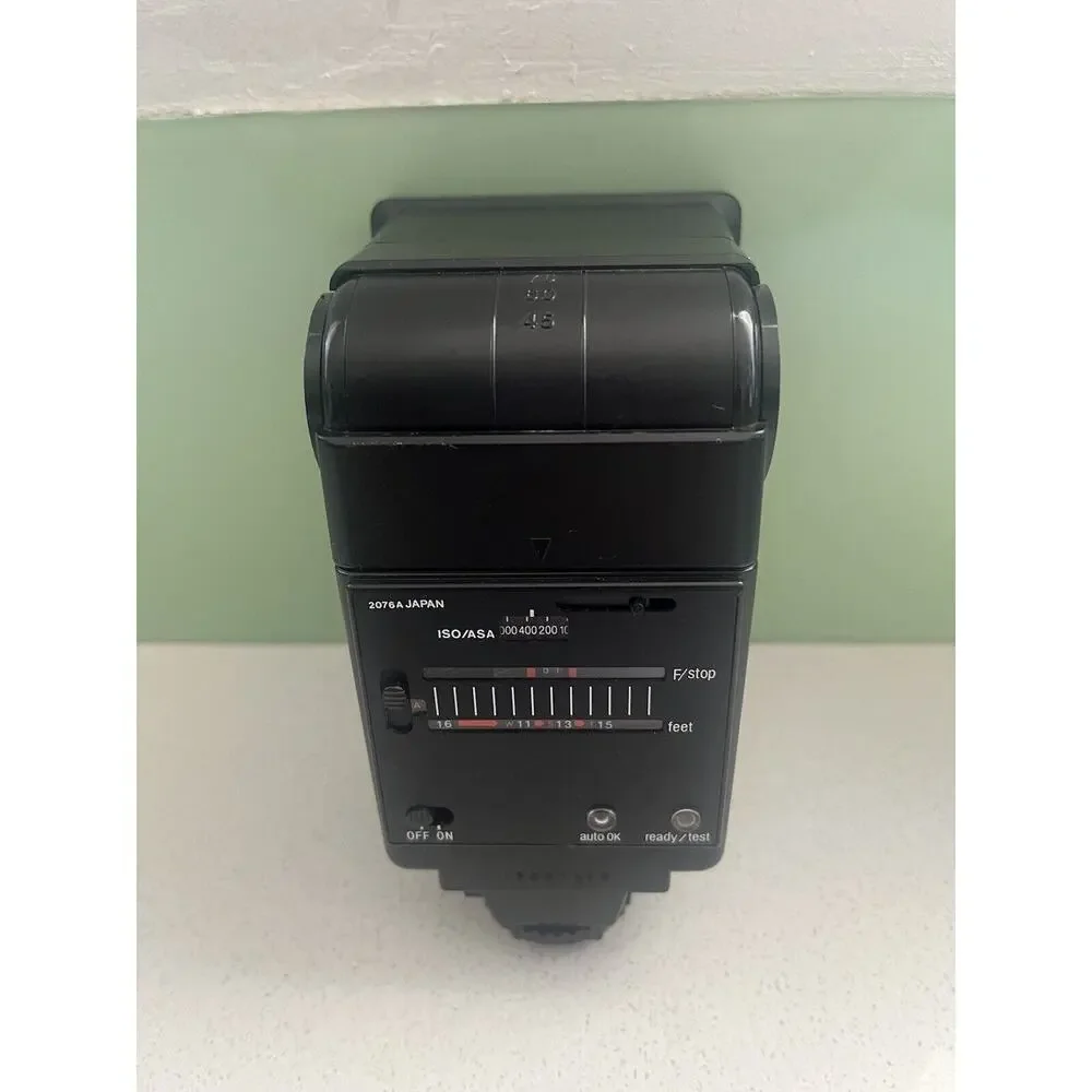 Sunpak Auto Zoom 331 Flash